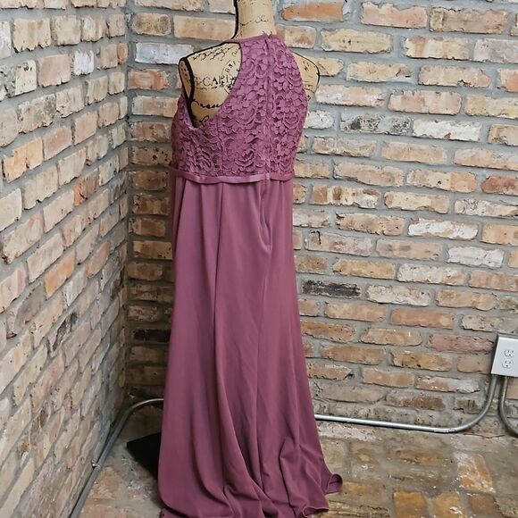 David's Bridal Mauve halter style maxi gown size 24 - Picture 9 of 14